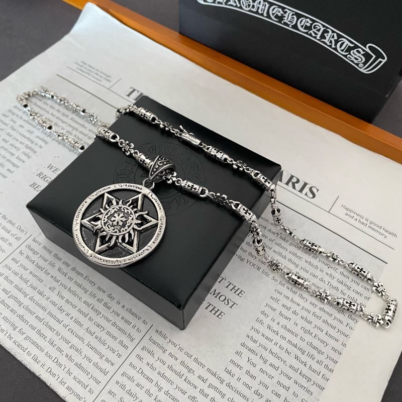 Ch**me He**ts necklaces